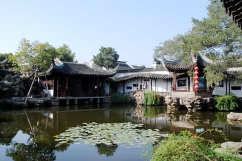 From Shanghai: Suzhou & Zhouzhuang Water Town with Boat Ride