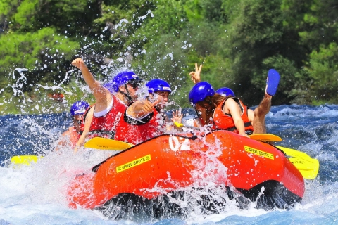 Antalya: Wildwasser-Rafting durch den Köprülü-CanyonAb Alanya: Wildwasser-Rafting durch den Köprülü-Canyon