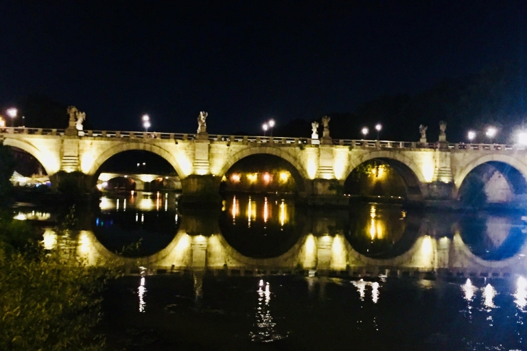 Rome : visite la nuit à vélo électrique, dégustation de vinsRome : visite nocturne à vélo électrique et dégustation