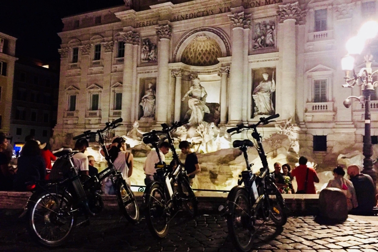 Rome: E-Bike Night Tour with Food and Wine Tasting