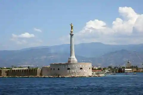Messina: tour guidato a piedi di 2 ore con una guida privata