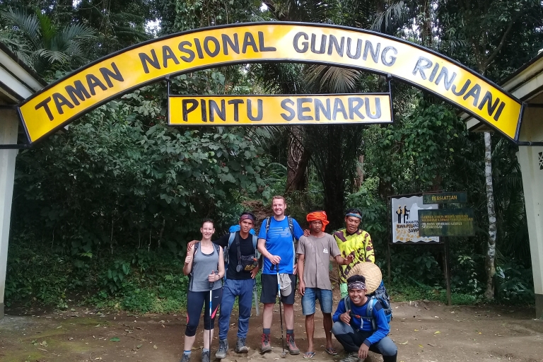 Excursión de 2 días al borde del cráter de Senaru, en el Monte Rinjani