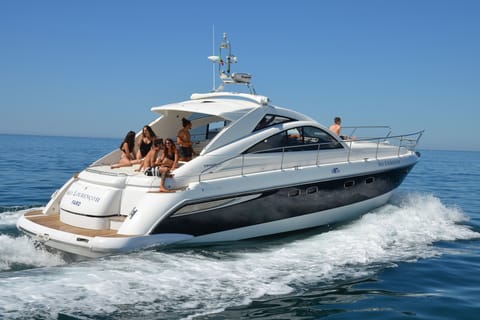 Vilamoura: tour di lusso dell'Algarve su yacht privato