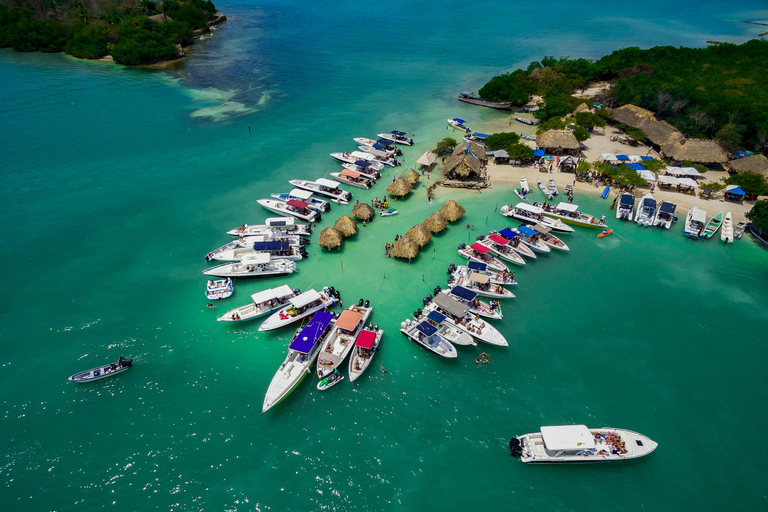 Cartagena: Rosario Islands by Catamaran with Snorkeling, Buffet, and Open Bar Rosario Islands by Catamaran with Snorkeling, Buffet, and Open Bar