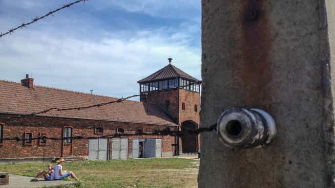 kraków auschwitz and birkenau tour with private transport
