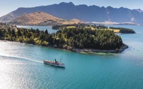 Queenstown: TSS Earnslaw Cruise of Lake Whakatipu