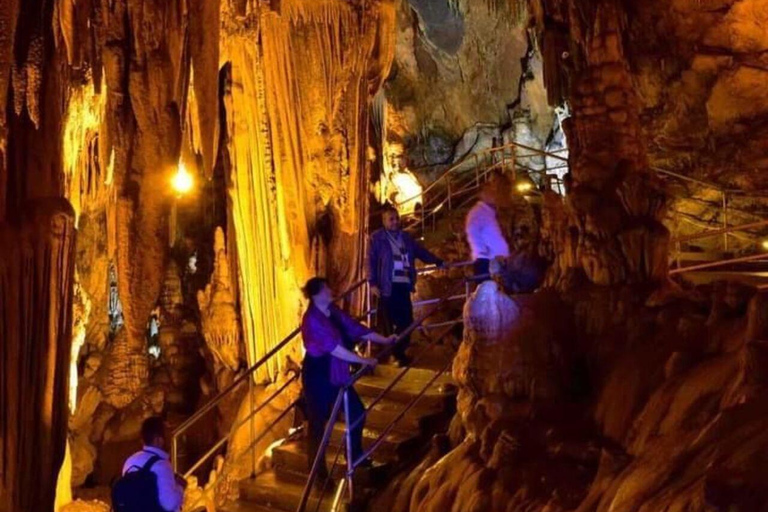 Alanya: Passeio 3 em 1 pelas cachoeiras de Sapadere, Dim Stream e Dim CaveO ingresso para a caverna não está incluído.