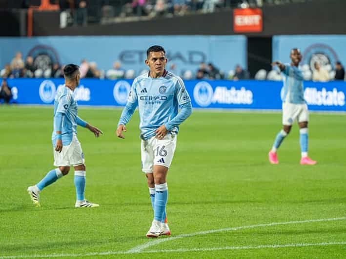 Partita di calcio del New York City FC allo Yankee Stadium
