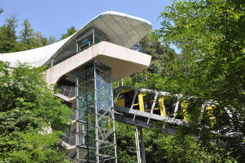 Kombientré till Alpine Zoo och HungerburgKombibiljett till Alpine Zoo och Hungerburg