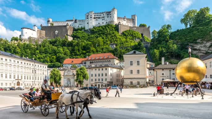 salzburg 1.5hour old town and mirabell garden walking tour