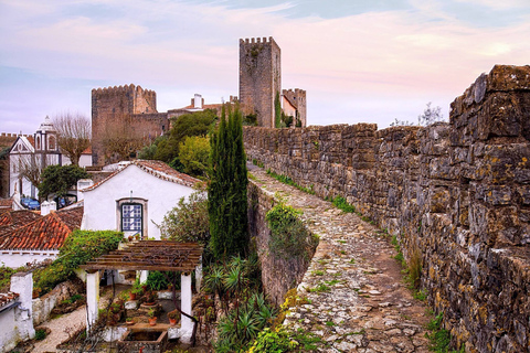 De Lisbonne: visite privée de Fatima, Batalha, Nazare et ObidosVisite privée de Fatima, Batalha, Nazare et Obidos au départ de Lisbonne