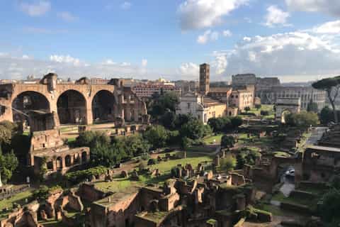 Rome: Skip-the-Line Colosseum, Forum, and Palatine Hill Tour