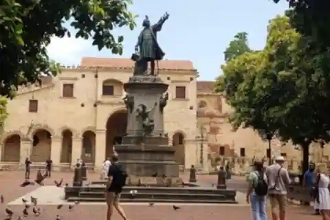 Santo Domingo: City tour com almoço e serviço de busca no hotel