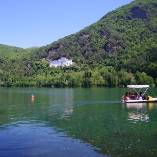 Lakes of Monticchio: Guided Private Walking Tour