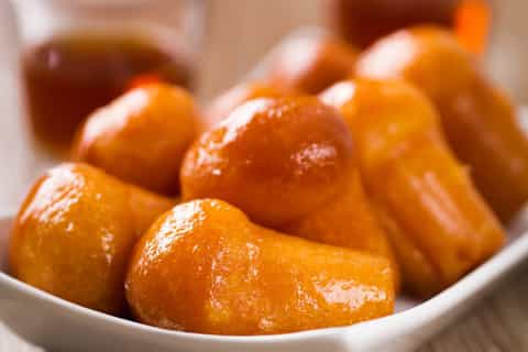 Naples Walking Tour & Babà Cake Tasting