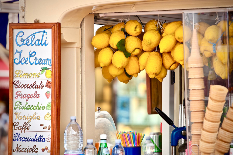 Naples: visite gastronomique secrète avec un guide localVisite de groupe partagée