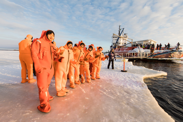 Rovaniemi: ijsbreker cruise met lunch en ijsdrijvenVroeg vertrek