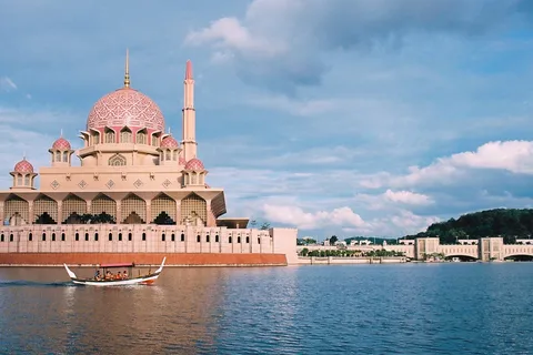 Kuala Lumpur: Putrajaya-tur med traditionelt bådtur