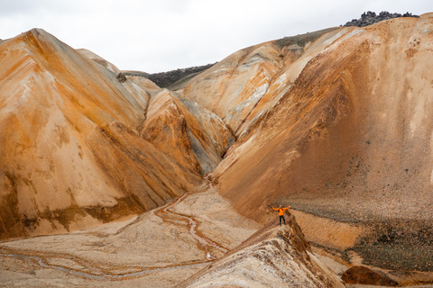 3-Day Highlands: Landmannalaugar, Emerald Ridge & Háifoss