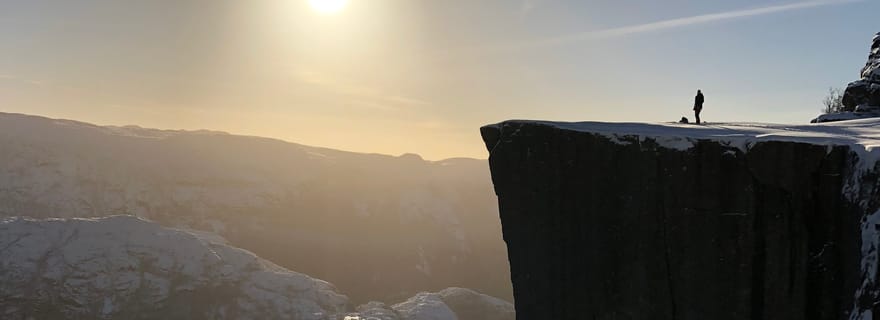Stavanger : Randonnée hivernale guidée Pulpit Rock Preikestolen