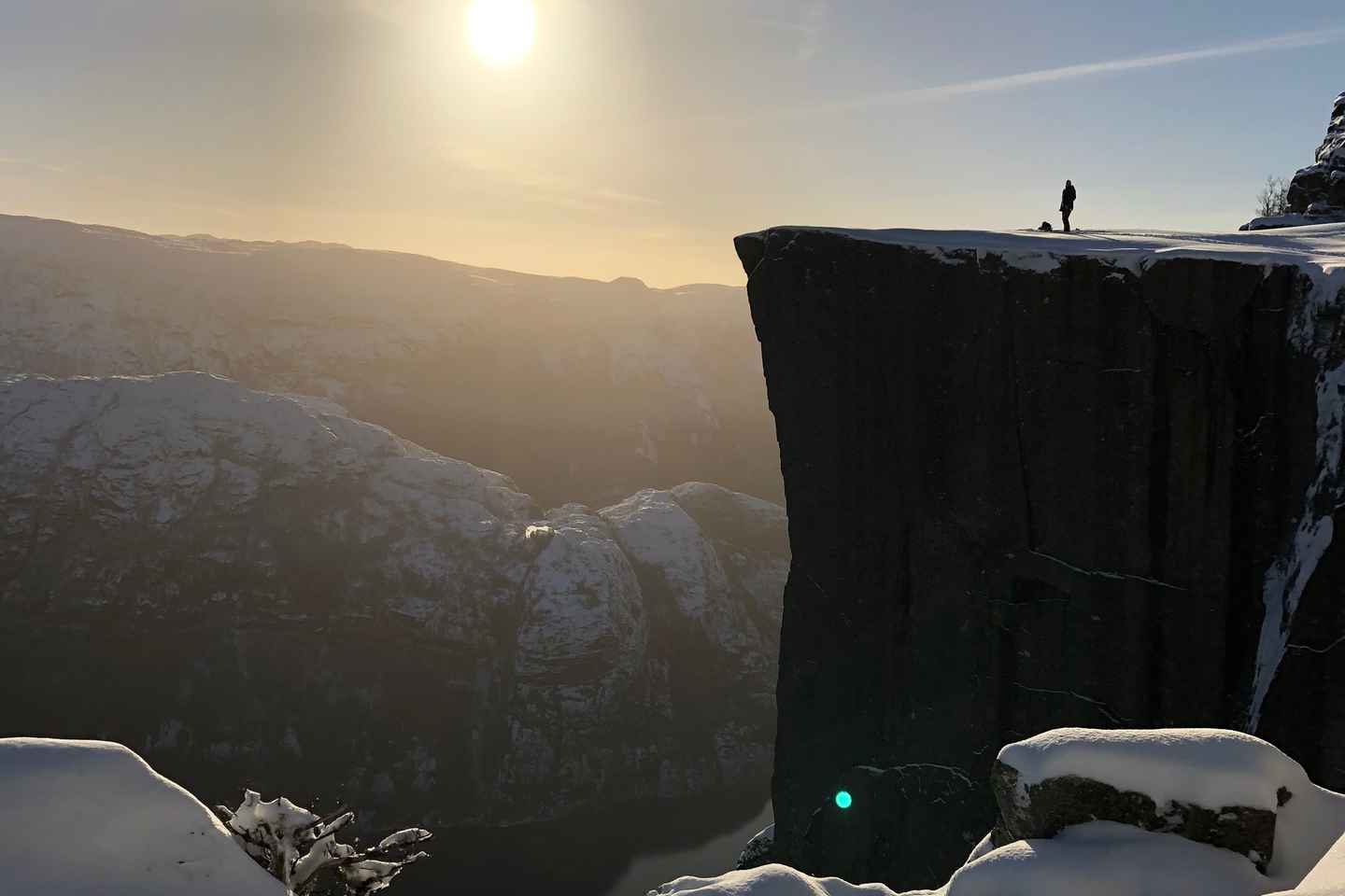 Stavanger: Guided Winter Hike Pulpit Rock Preikestolen - Stavanger: Guided Winter Hike Pulpit Rock Preikestolen