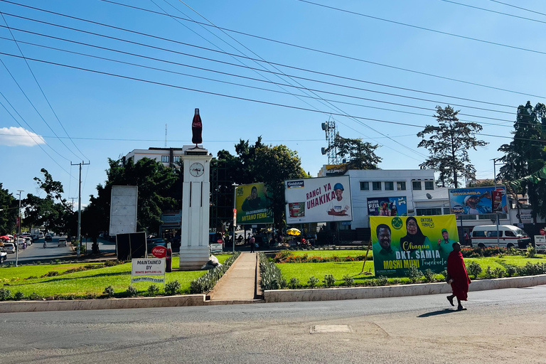 Moshi: targ i wycieczka po mieście z lokalnym przewodnikiem