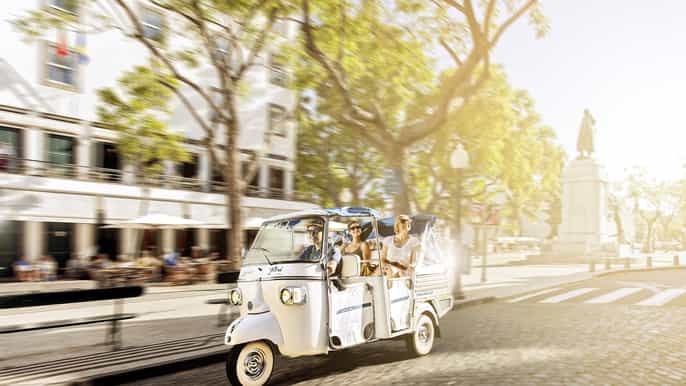 lisbon west hills tuk tuk tour