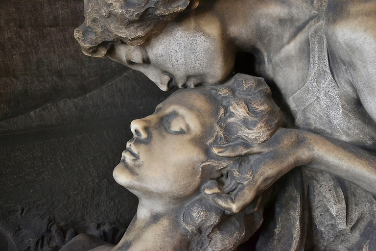 The Monumental Cemetery of Milan Geleide ervaringTour in het Italiaans