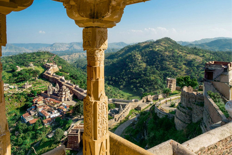 Kumbhalgarh y Ranakpur: excursión privada de un día desde Udaipur