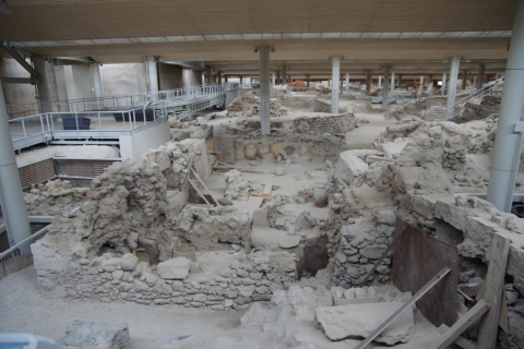 Akrotiri-Ausgrabungen & Roter Strand: Archäologische Bustour
