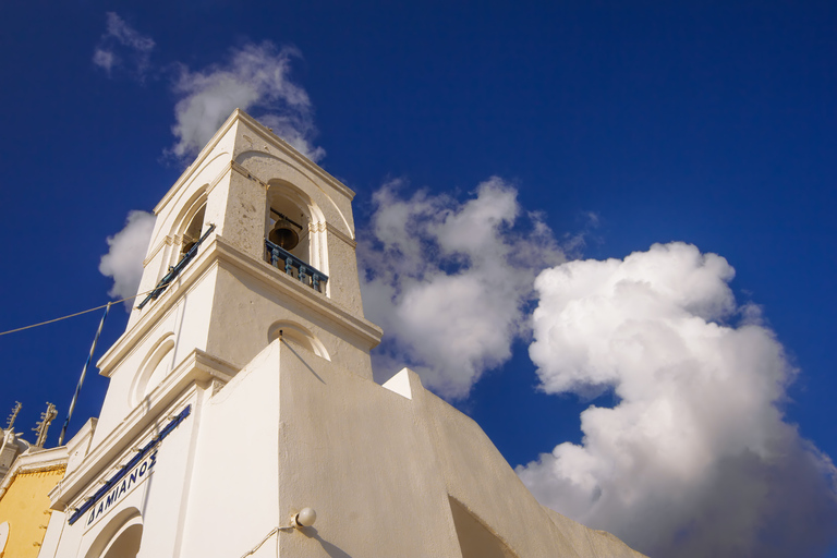 Archaeological Bus Tour To Akrotiri Excavations & Red Beach