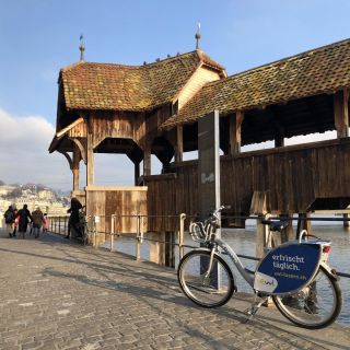 Lucerne: City Biking and Walking Tour