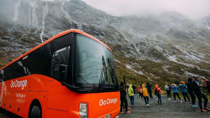 queenstown milford sound 2hour cruise scenic coach tour