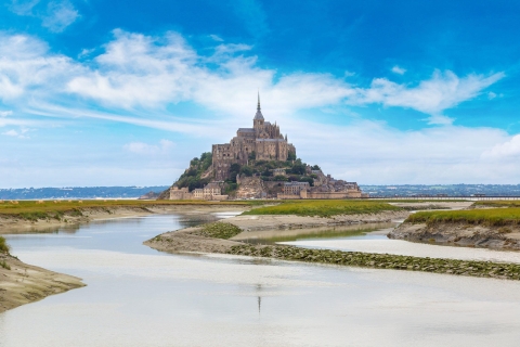 Ab Paris: 2-Tagestour in die Normandie und BretagneTour auf Spanisch ohne Hotelabholung oder Rücktransfer