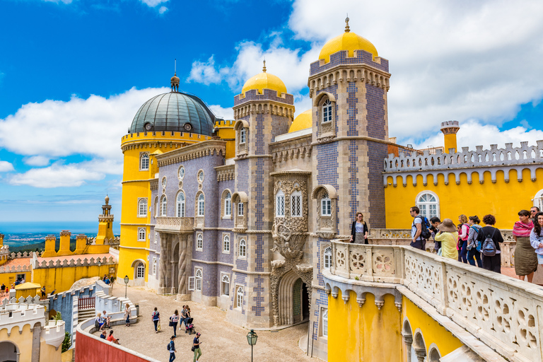 Desde Lisboa: excursión privada de un día a Sintra y Quinta da Regaleira