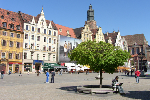 Wroclaw: Old City Walk and Cruise with Small Gondola