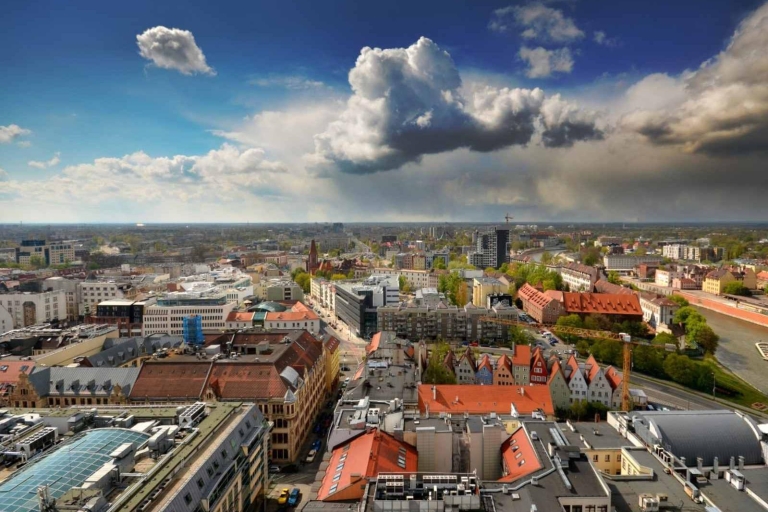 Wroclaw: Panoramic City Walk with View from 3 Towers