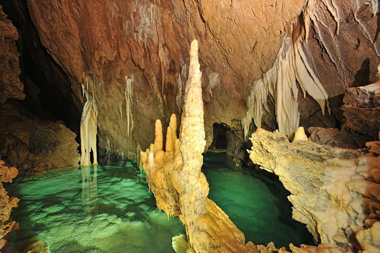 Privétour vanuit Sarajevo: Bijambare-grotten en natuurparkVan Sarajevo: 5 uur Bijambare Caves & Nature Park