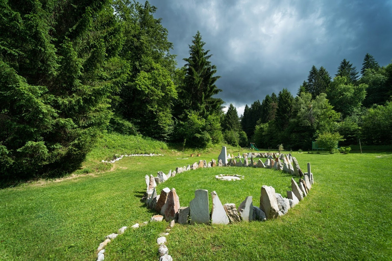 Excursão para pequenos grupos saindo de Sarajevo - Bosnian Pyramid MysterySarajevo Tour Misterioso pelas Pirâmides da Bósnia