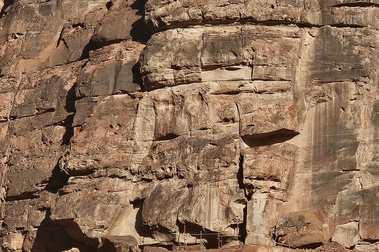 AlUla Wonders: 2-Day Adventure History, Nature & Safari