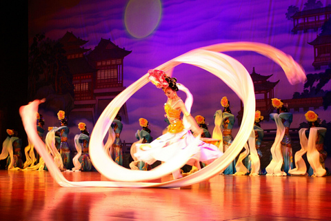 Xi’an: Great Tang Dynasty Night Show & Dumpling Meal Option Tang Dynasty Show & Dumpling Dinner with Transfer