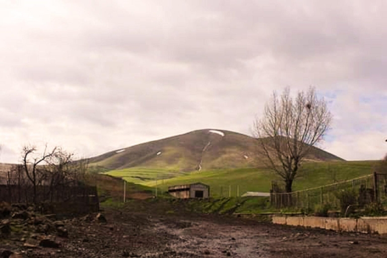 Yerevan: beklimming van de Mount Gutanasar-wandelervaring