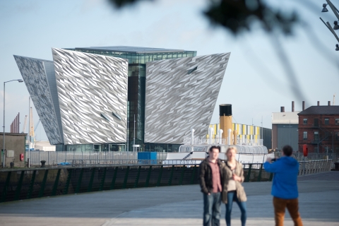 Belfast Hafen: Giant's Causeway und Titanic Tour