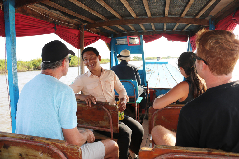 Jezioro Tonle Sap — wioska rybacka i zalany las