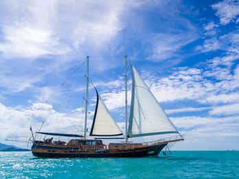 Ang Thong Full-Day Discovery Cruise from Koh Samui