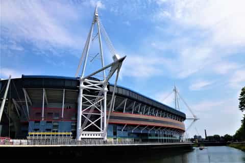 Cardiff: City Center Walking Tour