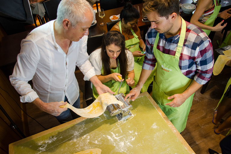 Roma: clase de preparación de pasta y tiramisú