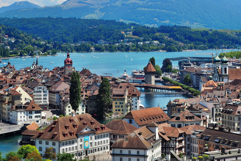 Luzern: Geführter Rundgang mit einem offiziellen FührerTour auf Englisch