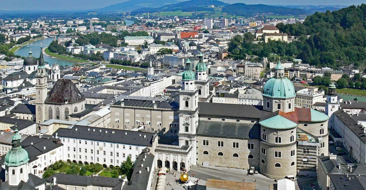 Combo Ticket: Grand City Tour and 24-Hour Salzburg Card