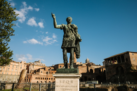 Från Civitavecchia: Heldagstur till Forum Romanum och ColosseumFrån Civitavecchia hamn, delad tur